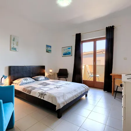 Gabi - Mdn151 By Interhome Appartement
