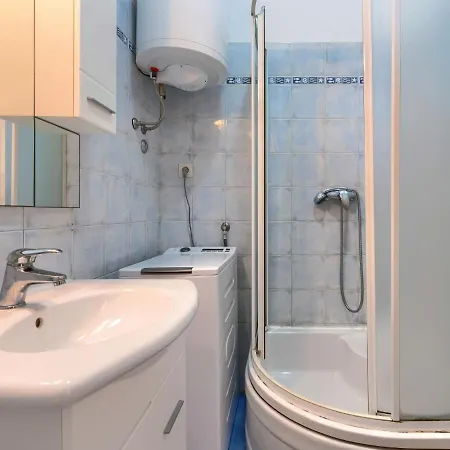 Gabi - Mdn151 By Interhome Appartement Ližnjan