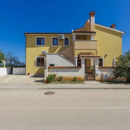 Gabi - Mdn151 By Interhome Appartement Ližnjan